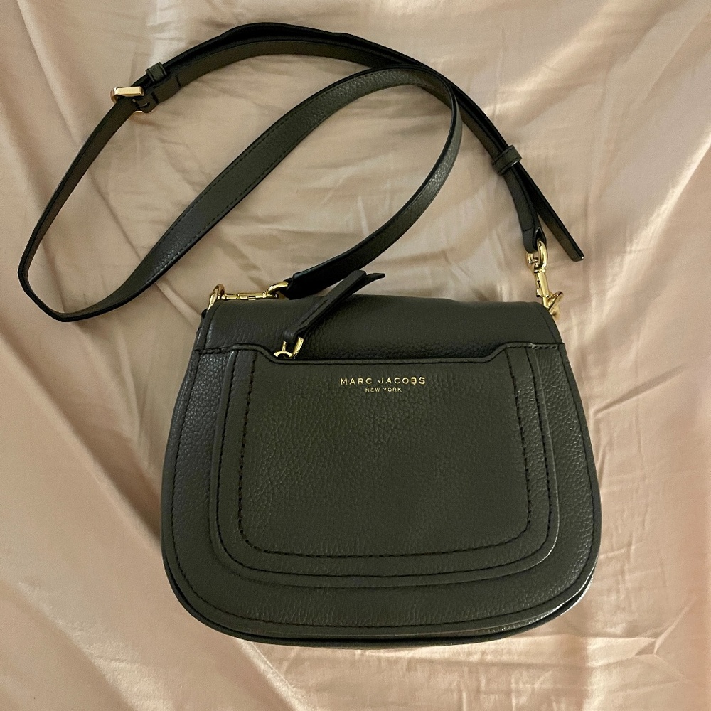 NWOT Marc Jacobs Empire City Messenger Leather Crossbody Bag